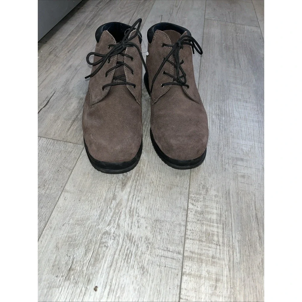 Lands End Boots 9 .5 B Mens 11 Women's Chukka Suede Lace Up Comfort Ankle Top